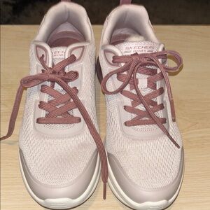 Skechers Women's Light Pink Sneakers